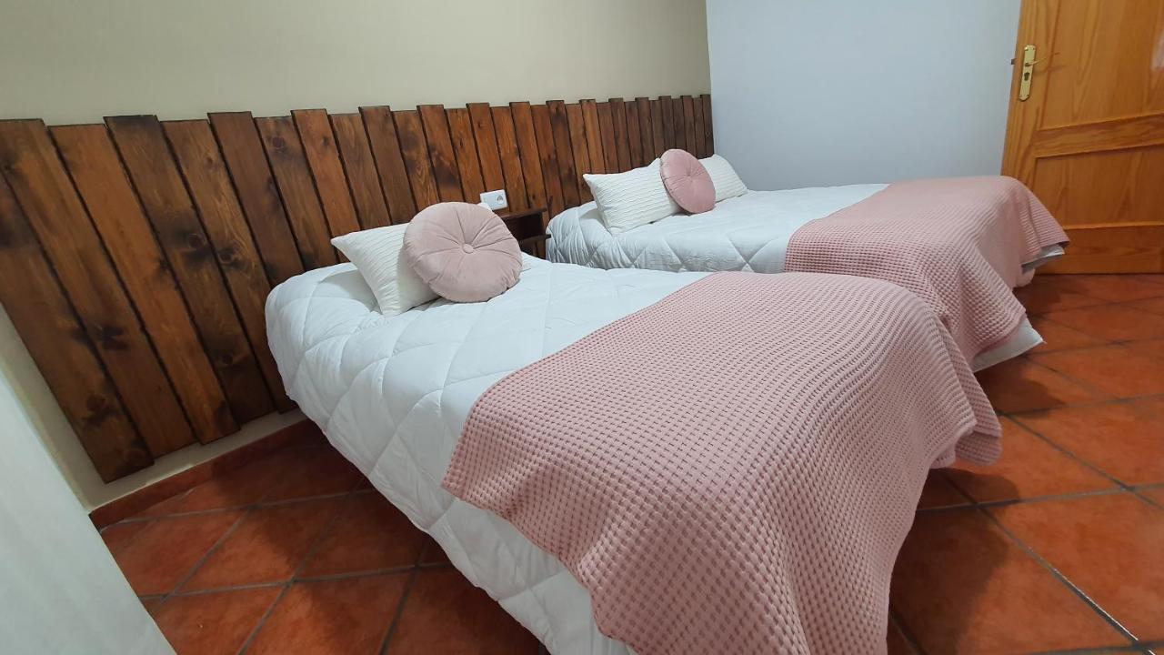 Alojamiento Rural Casa Inocente La Toba  외부 사진
